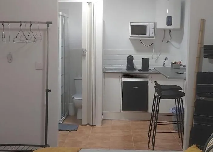 Loft 3 Nuevo,Tercera Planta Sin Ascensor,Pequeno Y Coqueto,Wifi Y Aire Acondicionado